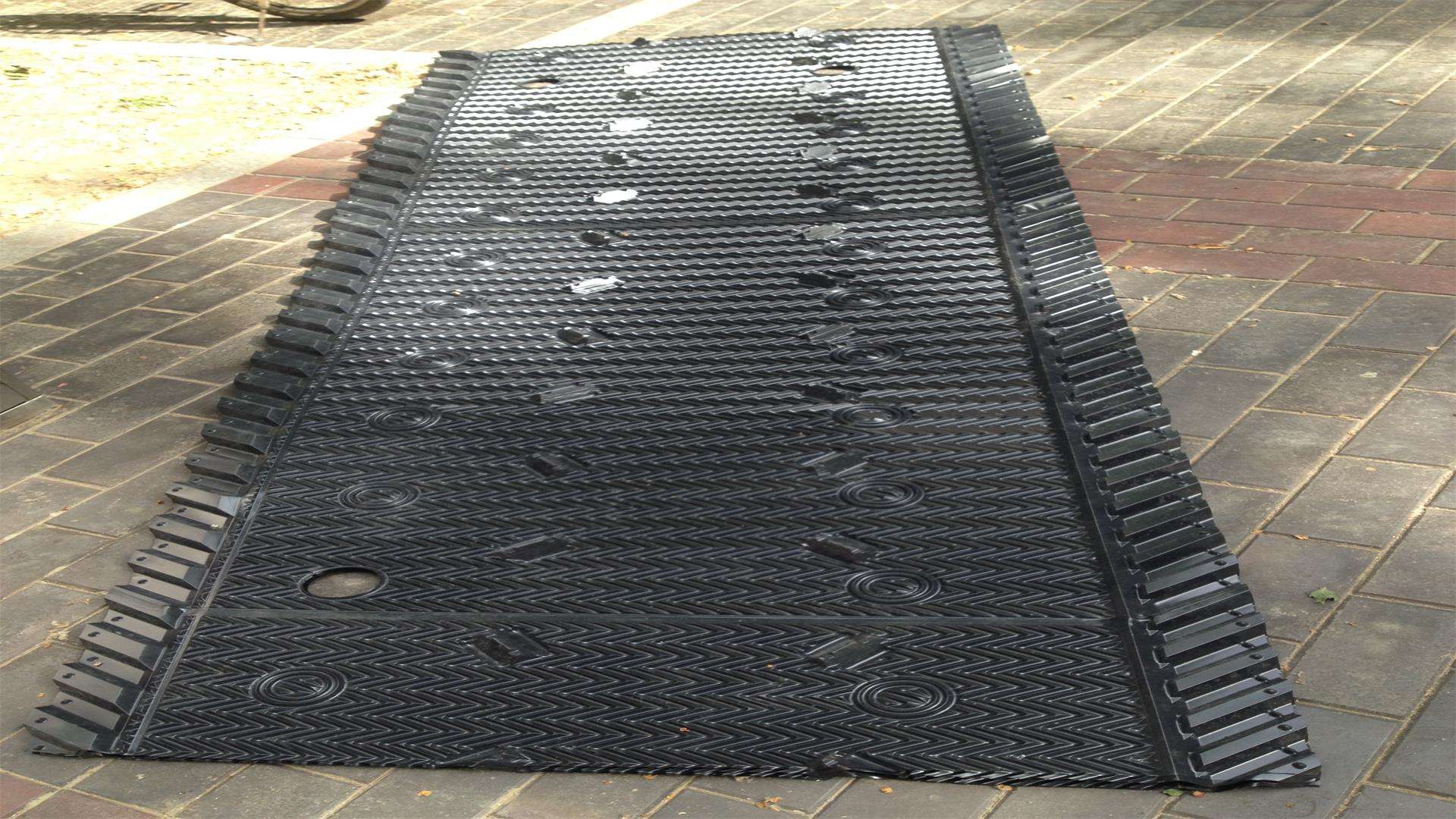 �������ˮ���ϏS��ֱ�N(xi��o)